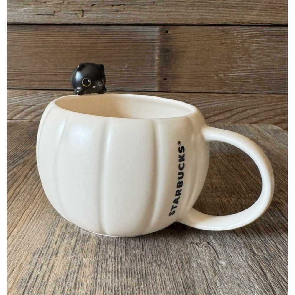 Starbucks Pumpkin Black Cat Coffee Mug 12 oz Fall 2026 Limited Edition